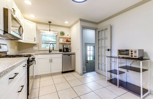 Westfield Apartment | Owl`s Nest - Cozy Westfield Home w/Fire Pit