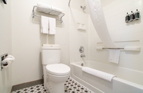Chico Hotel | Oxford Suites Chico