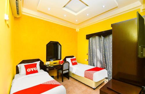 Muscat Hotel | OYO 137 Marina Hotel