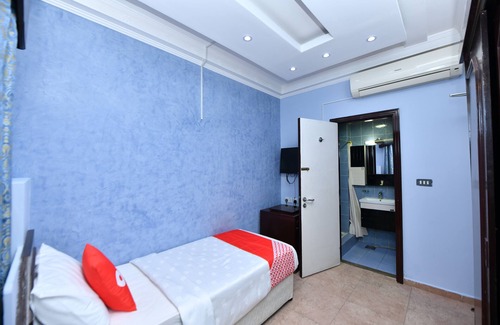 Muscat Hotel | OYO 137 Marina Hotel
