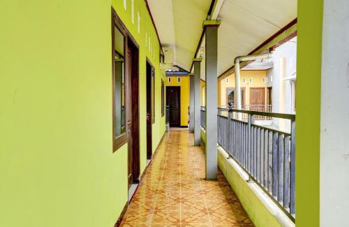Jalaksana Hotel | OYO 1I3676 'Wisma Al-fahmi Syariah