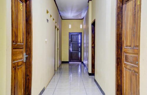 Jalaksana Hotel | OYO 1I3676 'Wisma Al-fahmi Syariah