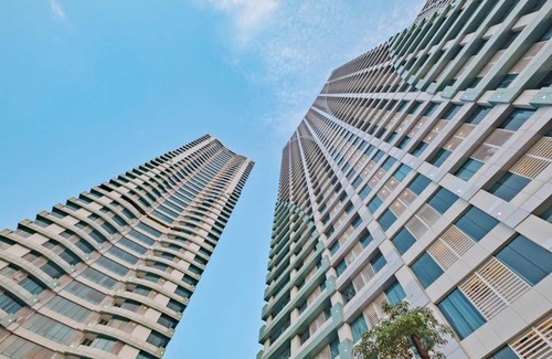 Pekayon Jaya Hotel | OYO 3390 Apartment Grand Kamala Lagoon Avenue
