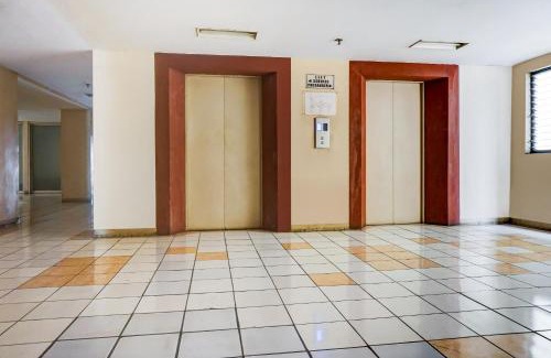 Depok Hotel | OYO 90949 Apartement Cibubur Village Kaisar Property