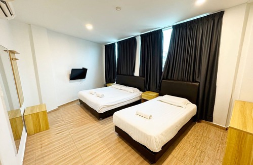 Mentakab Hotel | OYO 91010 Furich Hotel