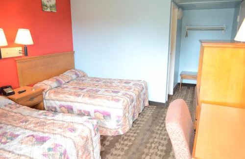 Clodine Hotel | OYO Hotel Houston Southwest I-69