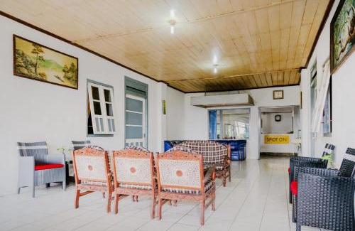 Plaosan Hotel | OYO Life 2638 Hotel Raya
