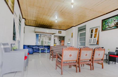 Plaosan Hotel | OYO Life 2638 Hotel Raya