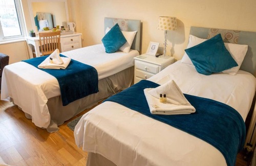 Summertown Bed & Breakfast | OYO Lina Guest House