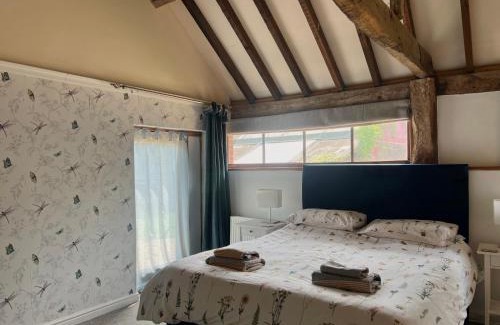 Roughton House | Oyster Barn sleeps six, North Norfolk