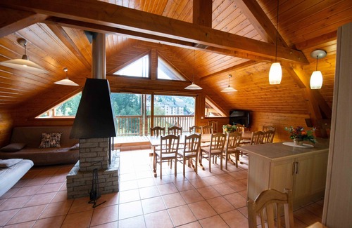 Oz House | Oz/Alpe d'Huez 110m slopes, up to 21 people, Hammam, en-suite bedrooms
