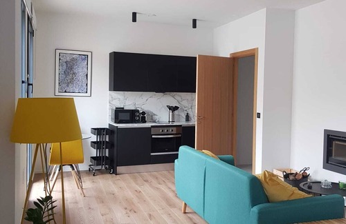 Melida Apartment | Párpados, house with jacuzzi for two people next to Peñafiel