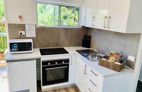 Sunshine Beach Apartment | PA3 Noosa, Sunshine Beach,private courtyard