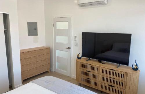 Santa Monica Canyon Apartment | Pacific Coast Suites - Oceanfront Living