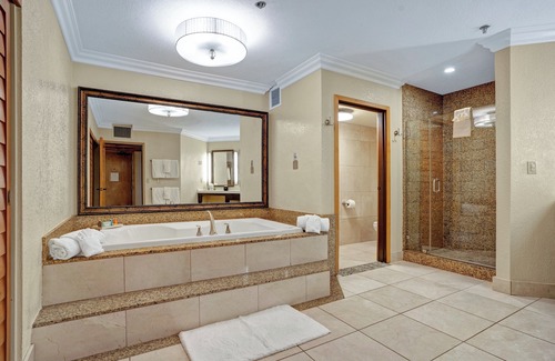 North Pacific Beach Hotel | Pacific Terrace Hotel