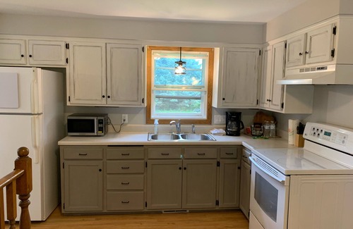 Ashwaubenon House | Packerland 1: Perfectly located Green Bay Home, Minutes from Lambeau and Airport