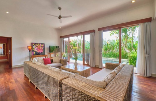 Pejeng Kawan Villa | Padi Ballet Villa