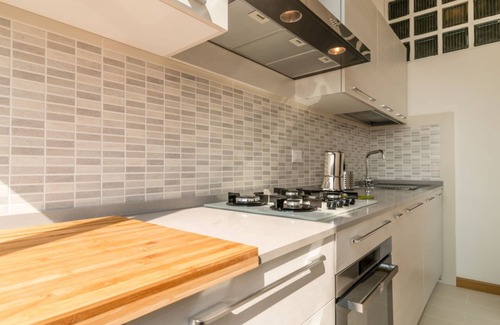 Historic Centre Apartment | PADOVA TOWER 13TH FLOOR CITY VIEW SCIROCCO TERRACE