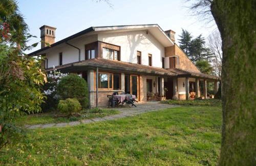 Campodarsego Apartment | Padova Villetta con ampio parco privato