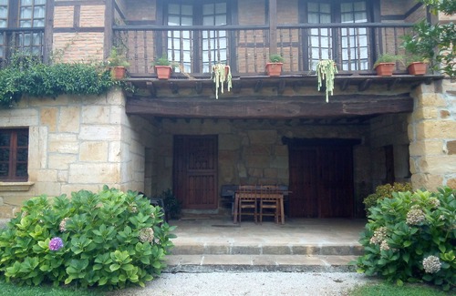 Alfoz de Lloredo Cottage | Padruno apartments for 4/6 people
