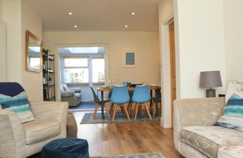 Treator House | Padstow townhouse, close to harbour