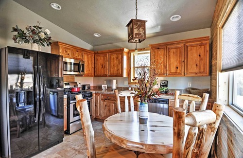 Pagosa Springs Apartment | Pagosa Springs Escape w/Deck, Hot Tub & Grill!