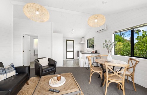 Haruru Apartment | Paihia Coastal 2 Bedroom Cottage