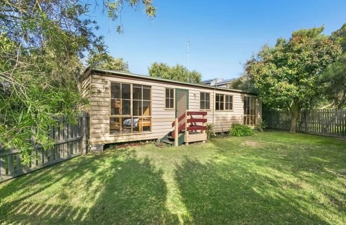 Aireys Inlet House | Painkalac Bliss I Pet Friendly Escape & Walk to