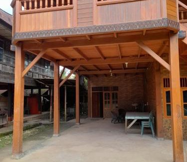 Tallunglipu House | Pairi's Family Homestay