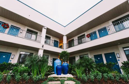 Spring Branch West Hotel | Palace Inn Blue City Centre