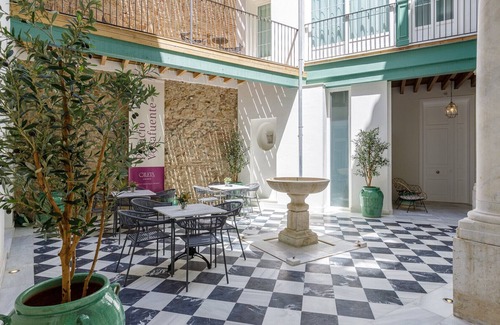 La Goleta Apartment | Palacio Vegafuente 1.3