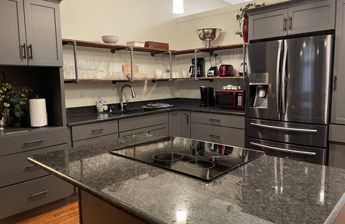 Downtown Apartment | Palafox Loft 122, sleeps 2