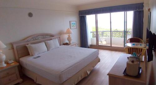 Koror Hotel | Palasia Hotel