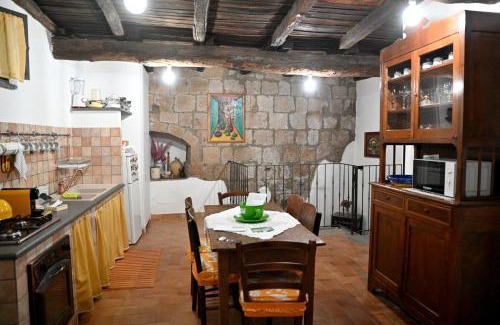 Bagnoregio Apartment | Palazzo Granaroli
