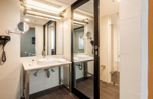 Zirakpur Hotel | Palette Hotel Chandigarh Zirakpur