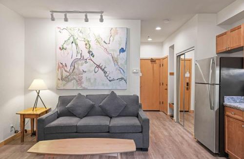 Olympic Valley Apartment | Palisades Tahoe Lodge Rentals Premium Studio #149