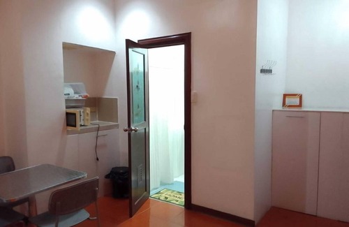 Puerto Princesa City Centre Apartment | Palm Grove: Coastal Condo