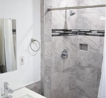 Montclair Hotel | Palm Inn Motel - Montclair