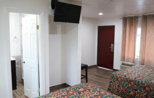 Montclair Hotel | Palm Inn Motel - Montclair