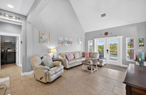 Mariner House | Palm & Play Villa - Heated Pool & Canal!
