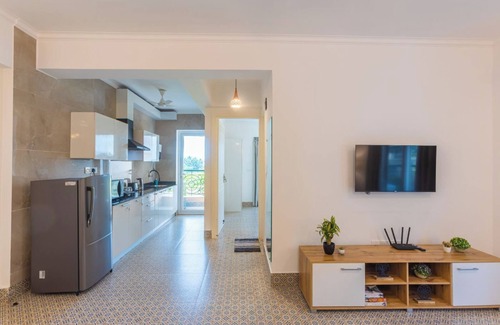 Dongorpur Apartment | Palm Retreat 1BHK Pool & Field Views