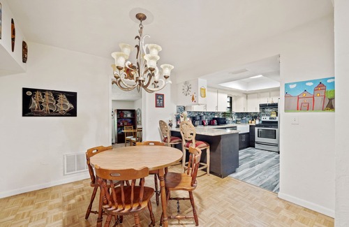 Harbor Point House | Palm Retreat