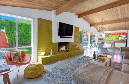 Racquet Club Estates House | Palm Royale - Perfect Palm Springs Getaway