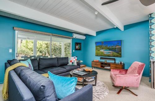 Vista Las Palmas House | Palm Springs Style Permit# 2875