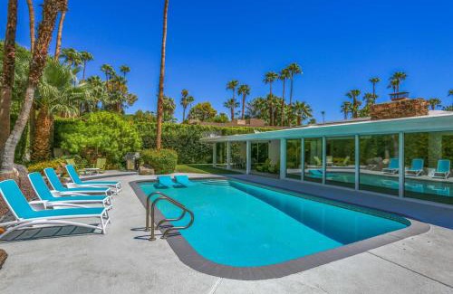 Vista Las Palmas House | Palm Springs Style Permit# 2875