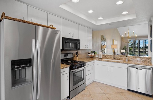 Palm Desert Condo | Palm Valley Country Club Golf Resort View Condo