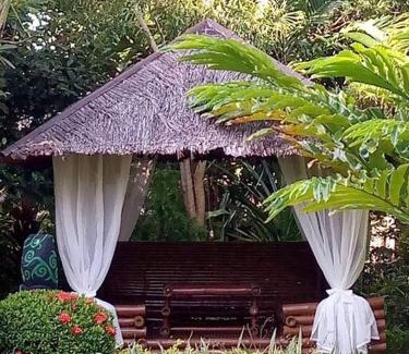 Manoc-Manoc Villa | Palmhill Villa