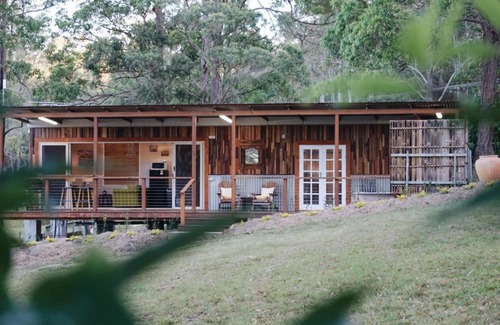 Rainbow Flat Bed & Breakfast | Palmyra B&B