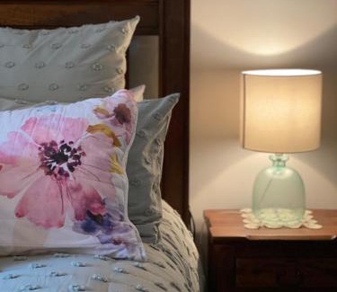 Rainbow Flat Bed & Breakfast | Palmyra B&B