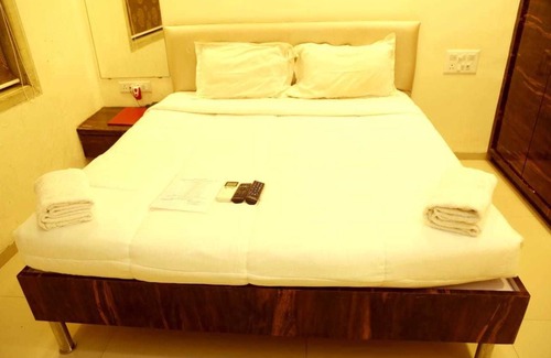 GIDC Hotel | Pan Club Hotel